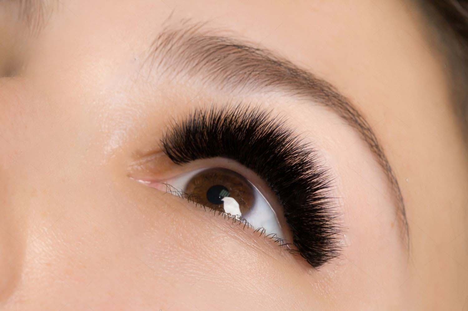 Understanding Different Curl Types in Lash Extensions